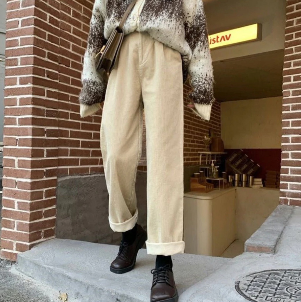 Rosalie - Komfortable Cordbukser til Kvinder | Stilfulde Damebukser i Cordstof til Fritid